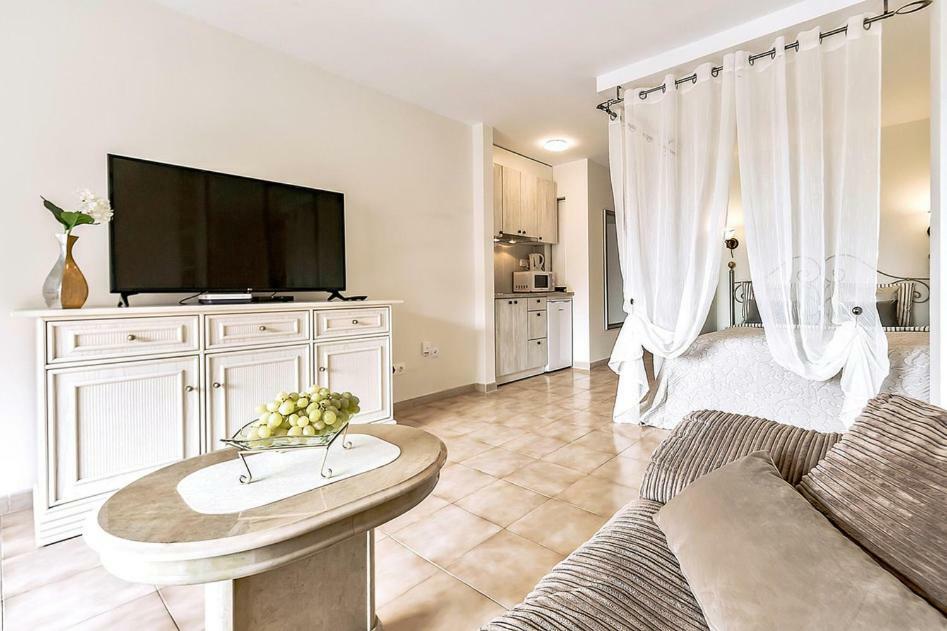Studio In Los Cristianos Ocean View アロナ エクステリア 写真